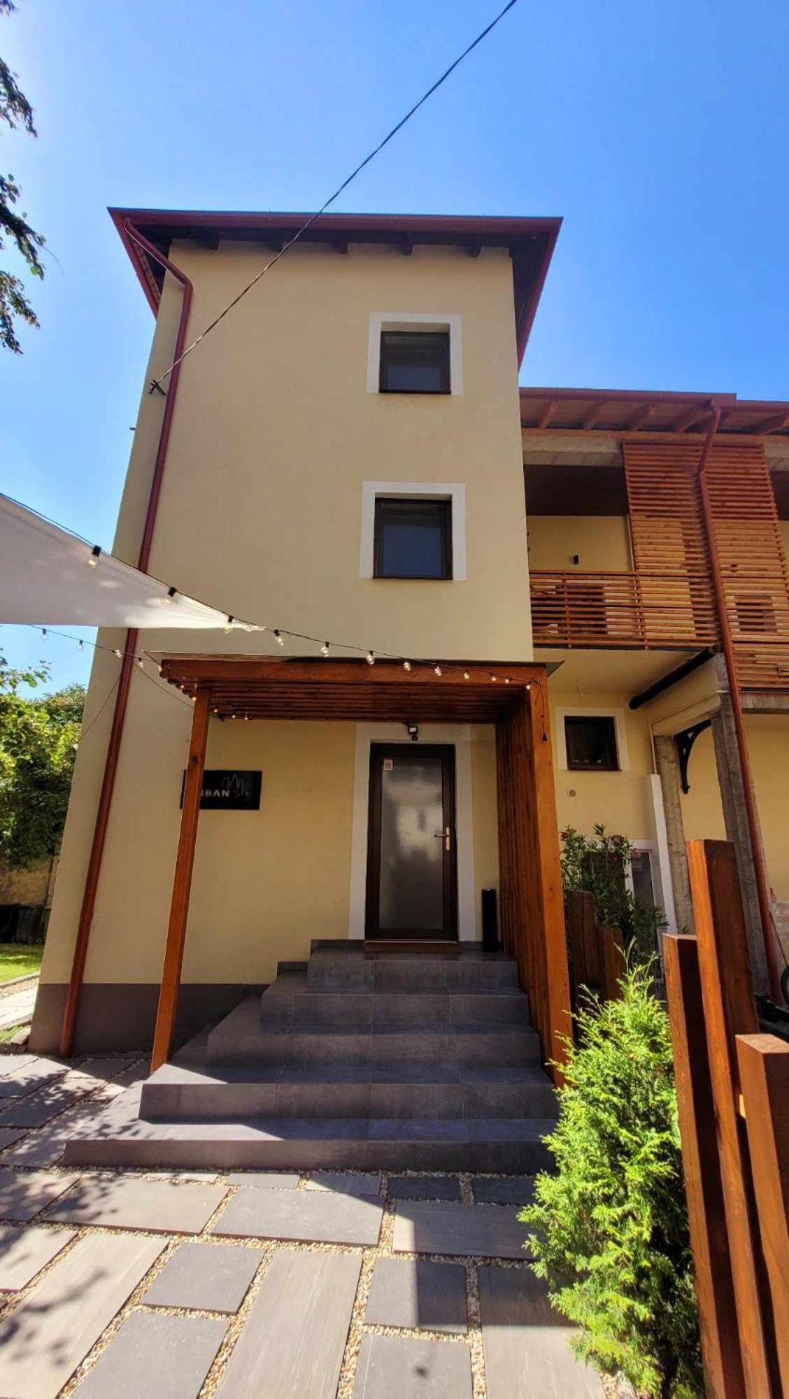 Urban Six Apartments Făgăraş Eksteriør bilde