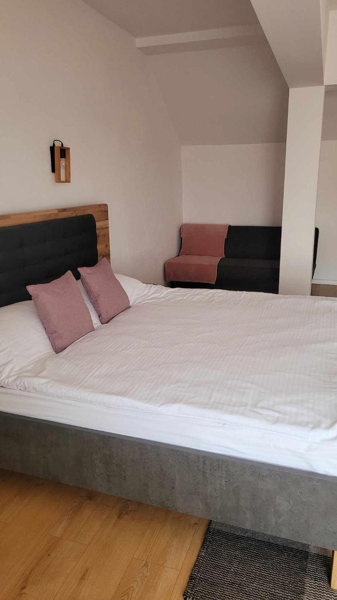 Urban Six Apartments Făgăraş Eksteriør bilde