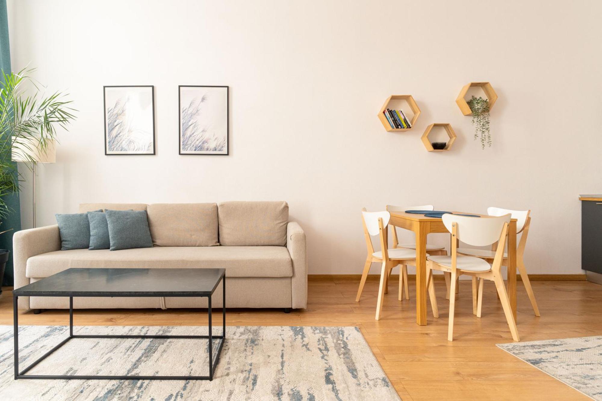 Urban Six Apartments Făgăraş Eksteriør bilde