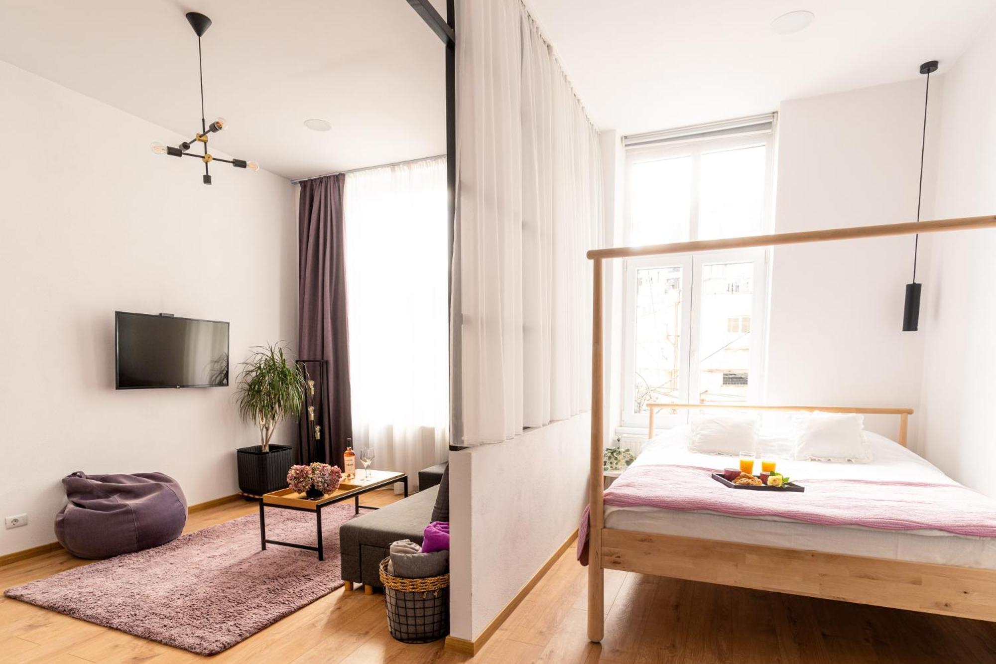 Urban Six Apartments Făgăraş Eksteriør bilde